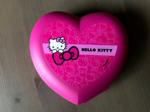 Caixa Ostra coração Hello Kitty