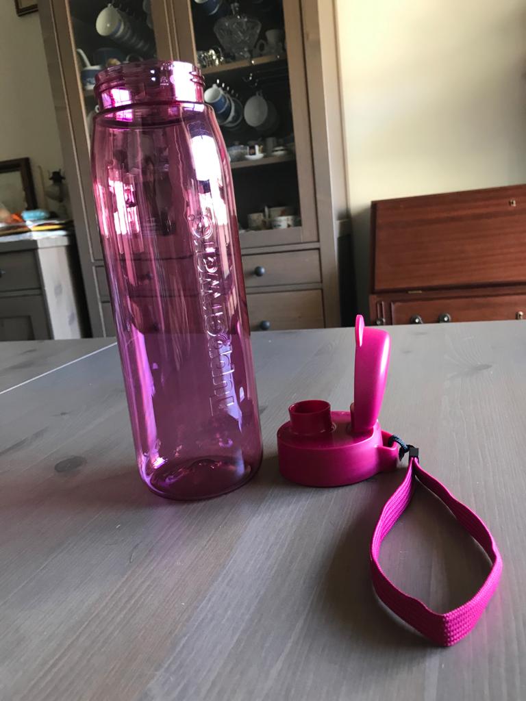 Eco garrafa 750mL com bocal reduzido e pega várias cores
